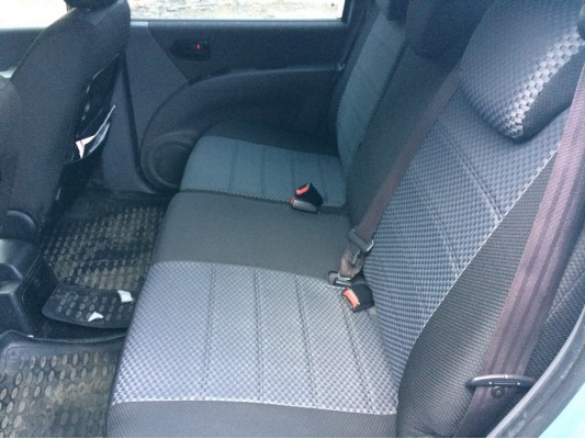 Авточехлы на Hyundai Matrix