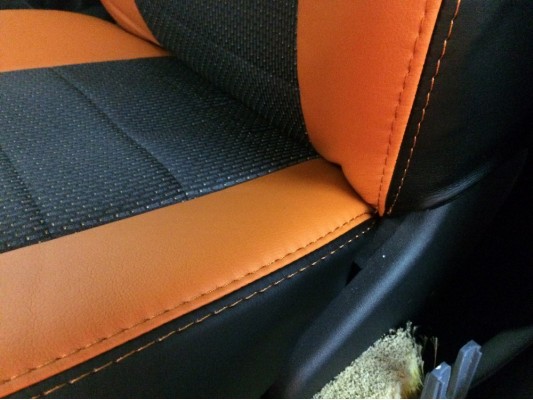 Авточехлы на Lada Kalina 2