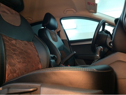 Каркасные авточехлы на Skoda Octavia A7 Каркасные авточехлы на Skoda Octavia A7